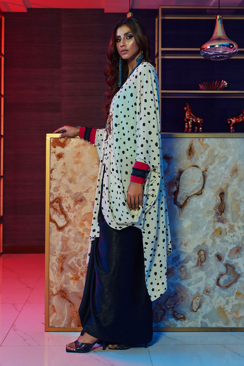 Wardha Saleem | Luxury Pret Fusion Wear | HOT SPOT?????? 3PC FORMAL DRAPE - Riwayat-e-Khas