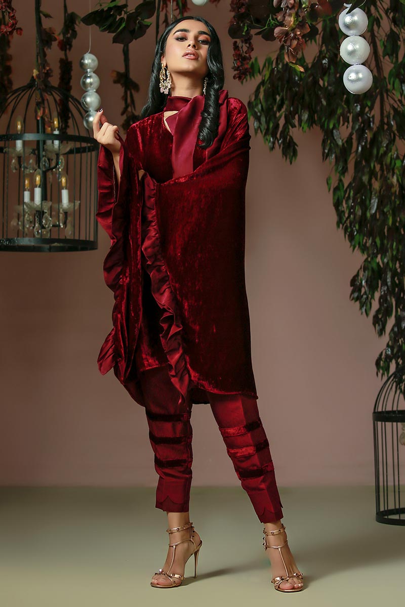 Ansab Jahangir | Bow Velvet Edit | FLUTTER DREAM