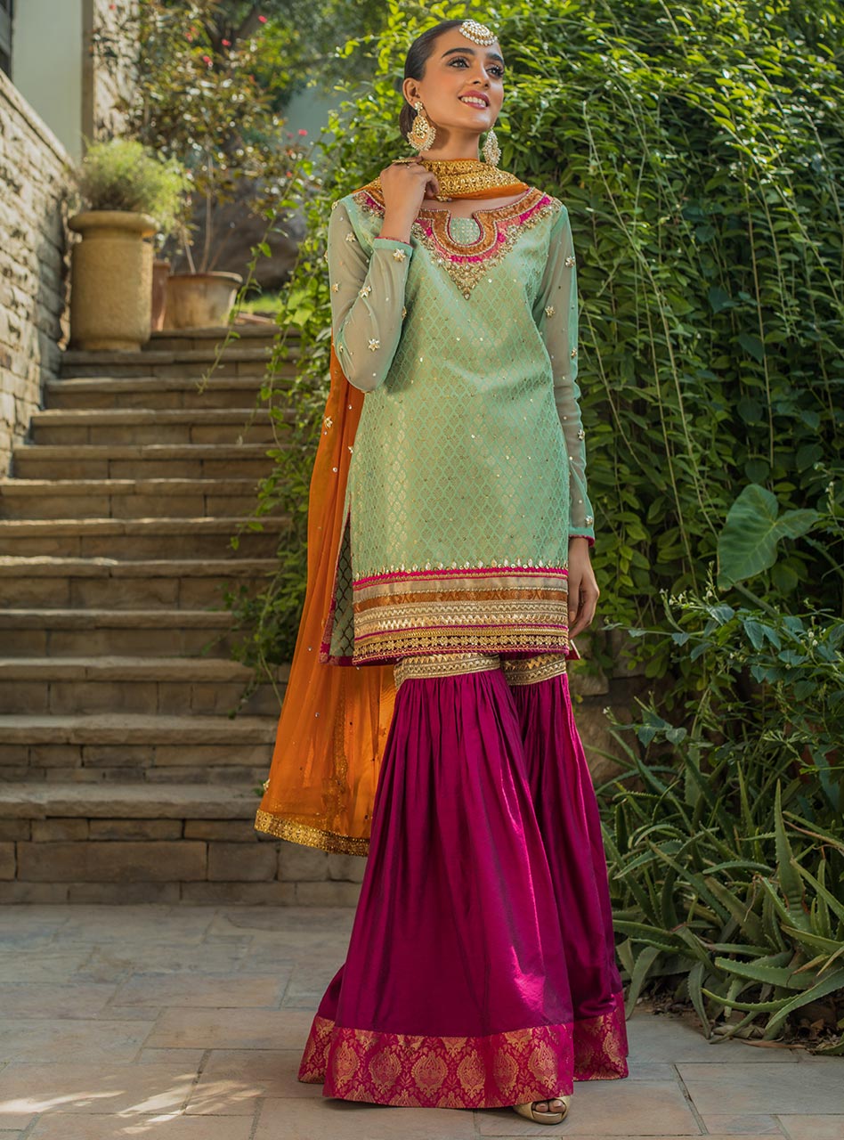 Zainab Chottani | Semi Formals | MEHAK - Riwayat-e-Khas