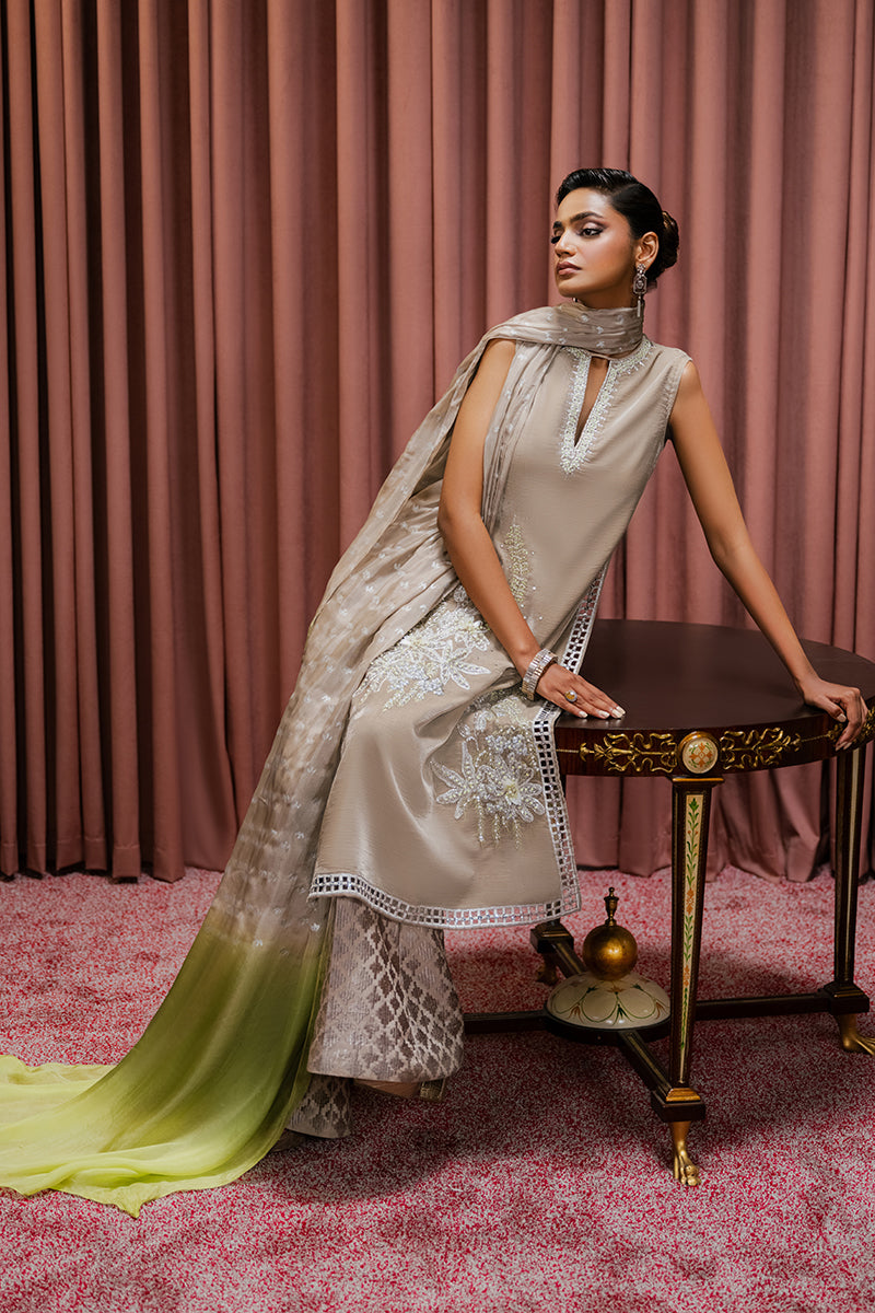 Haute Form | Rose Winter Plush | Succulent - Riwayat-e-Khas
