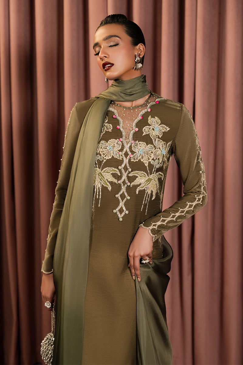 Haute Form | Rose Winter Plush | Honey Glow - Riwayat-e-Khas
