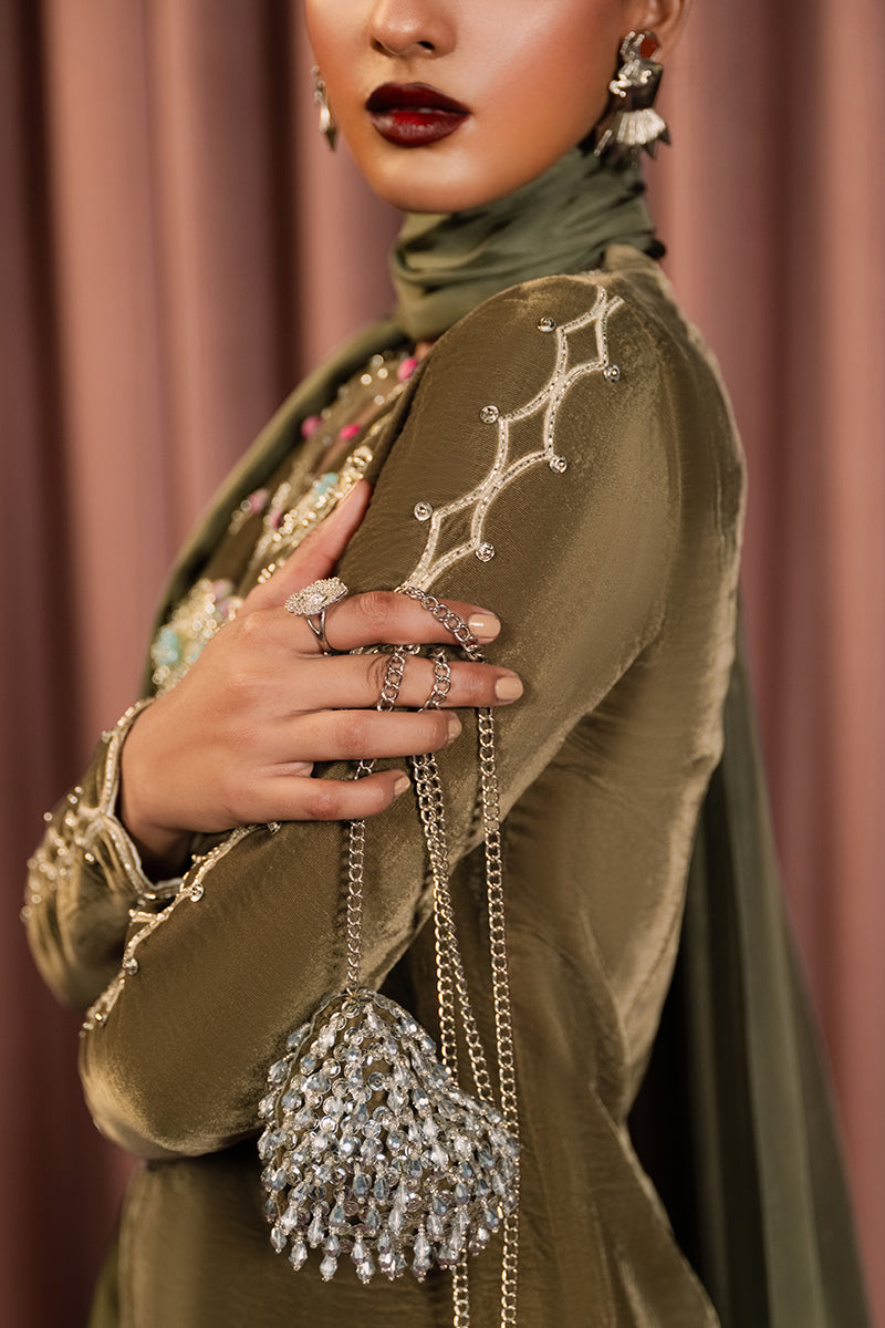 Haute Form | Rose Winter Plush | Honey Glow - Riwayat-e-Khas