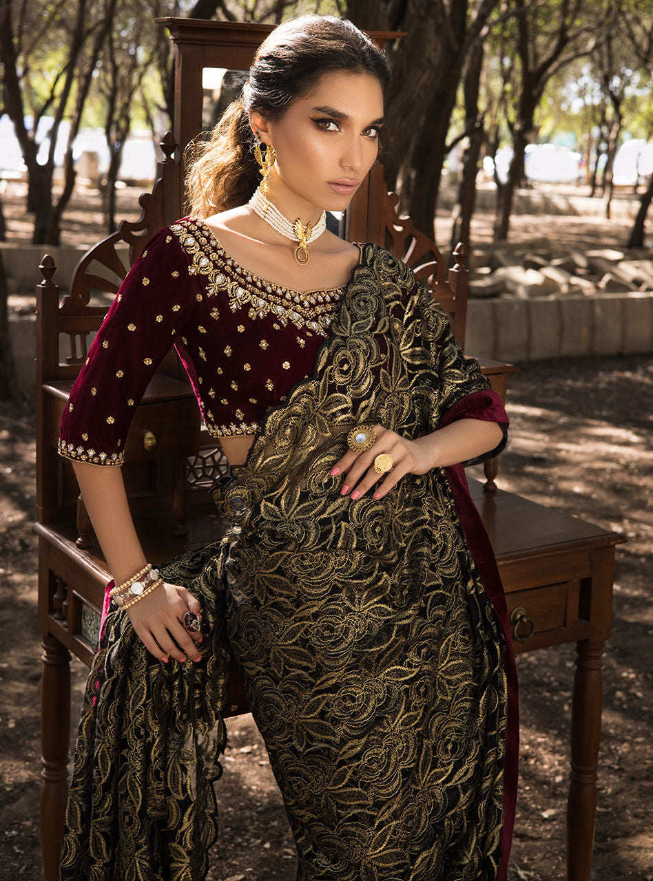 Zainab Chottani | Semi Formals | ELENAA - Riwayat-e-Khas