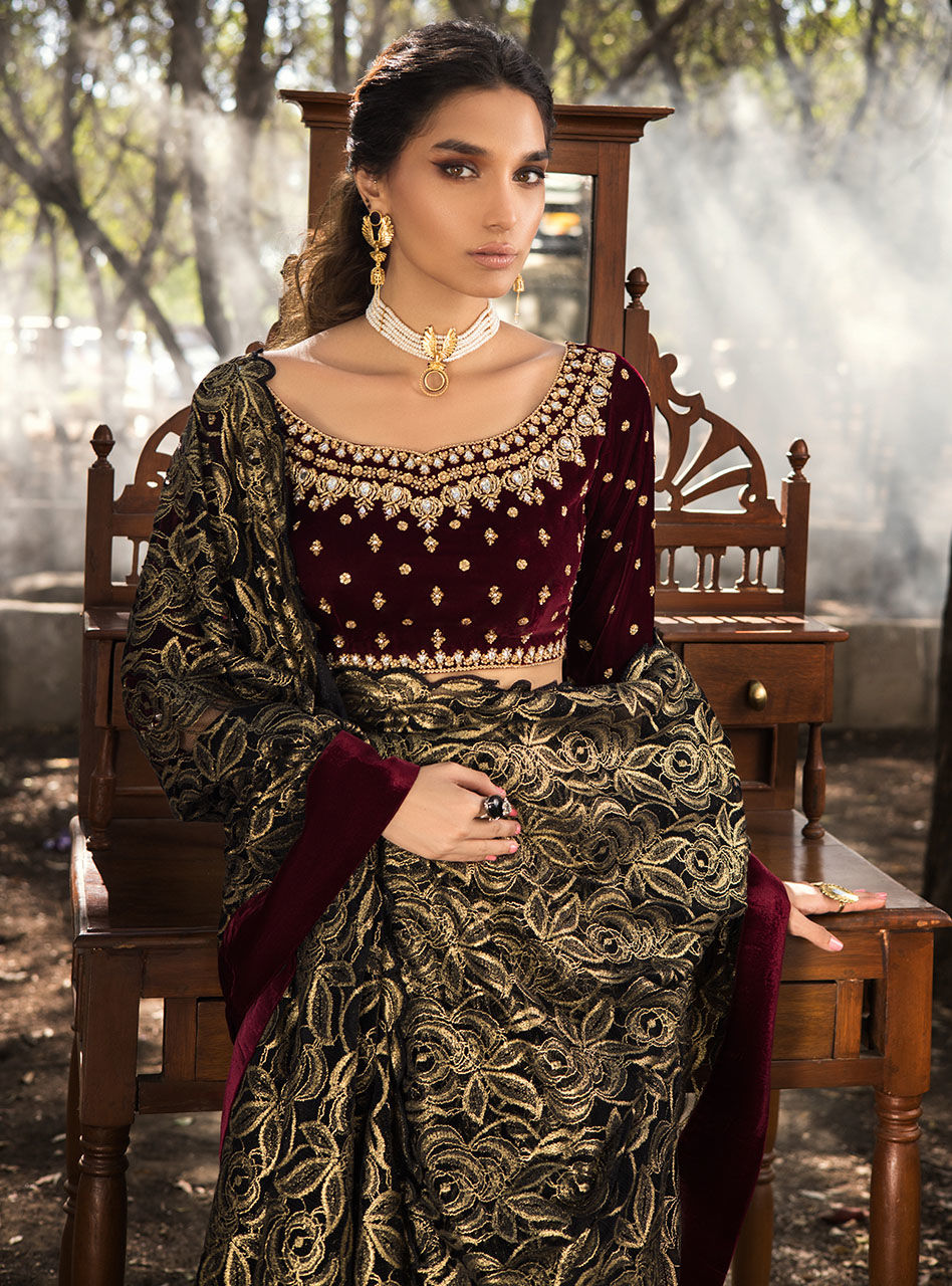 Zainab Chottani | Semi Formals | ELENAA - Riwayat-e-Khas