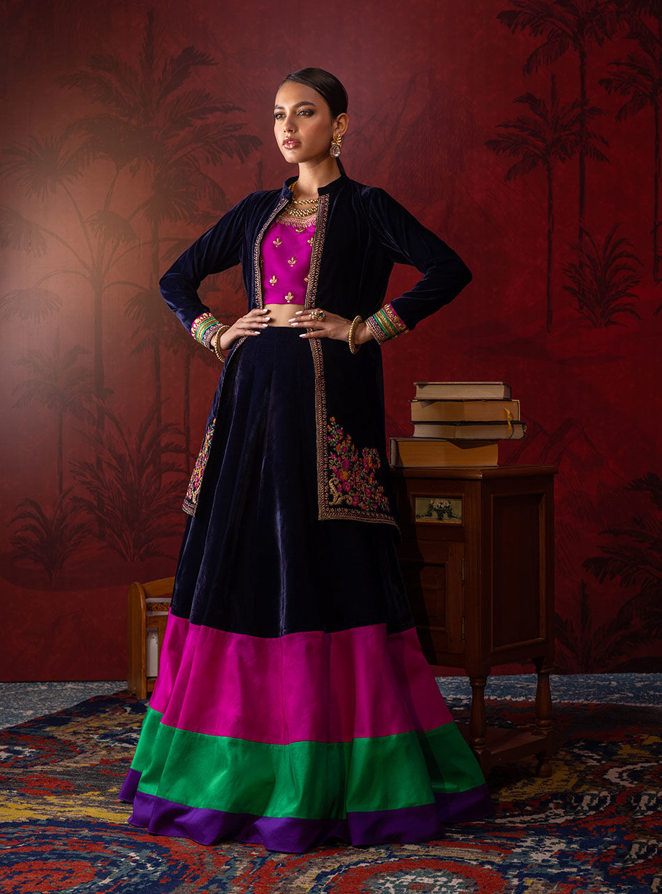 Zainab Chottani | Semi Formals | NYLA - Riwayat-e-Khas