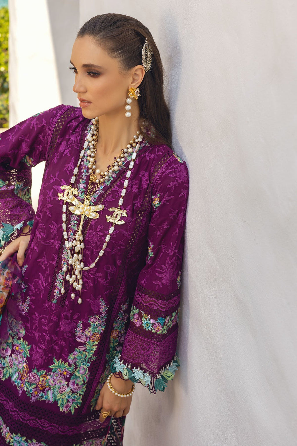Annus Abrar | Neroli Luxury Lawn | Zoila