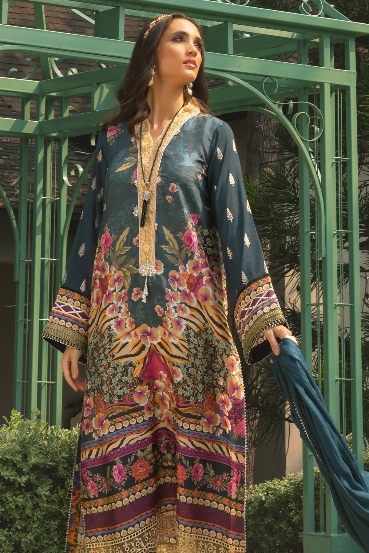 Annus Abrar | Luxe Silk Pret | SIBYL