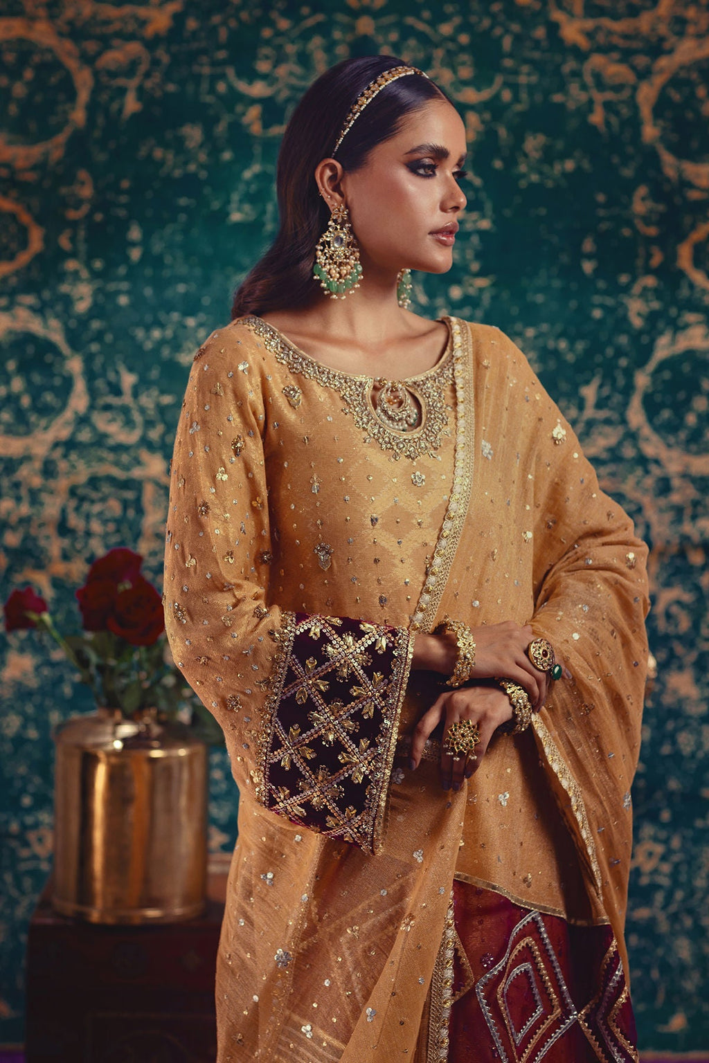 Annus Abrar | Mirha Winter Velour | Senara