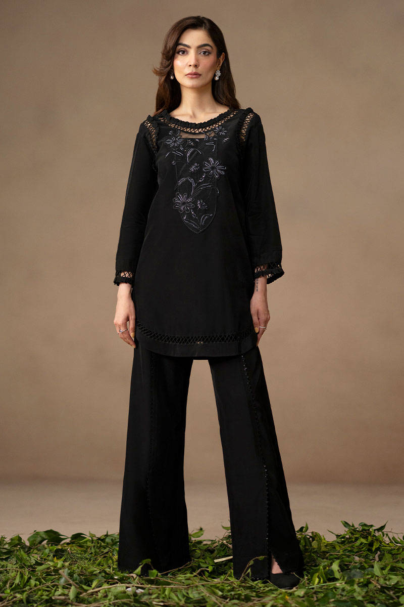 MNR | Chai Coffee Luxury PretS/S25 Vol. 4 | BLACK BRONCHO