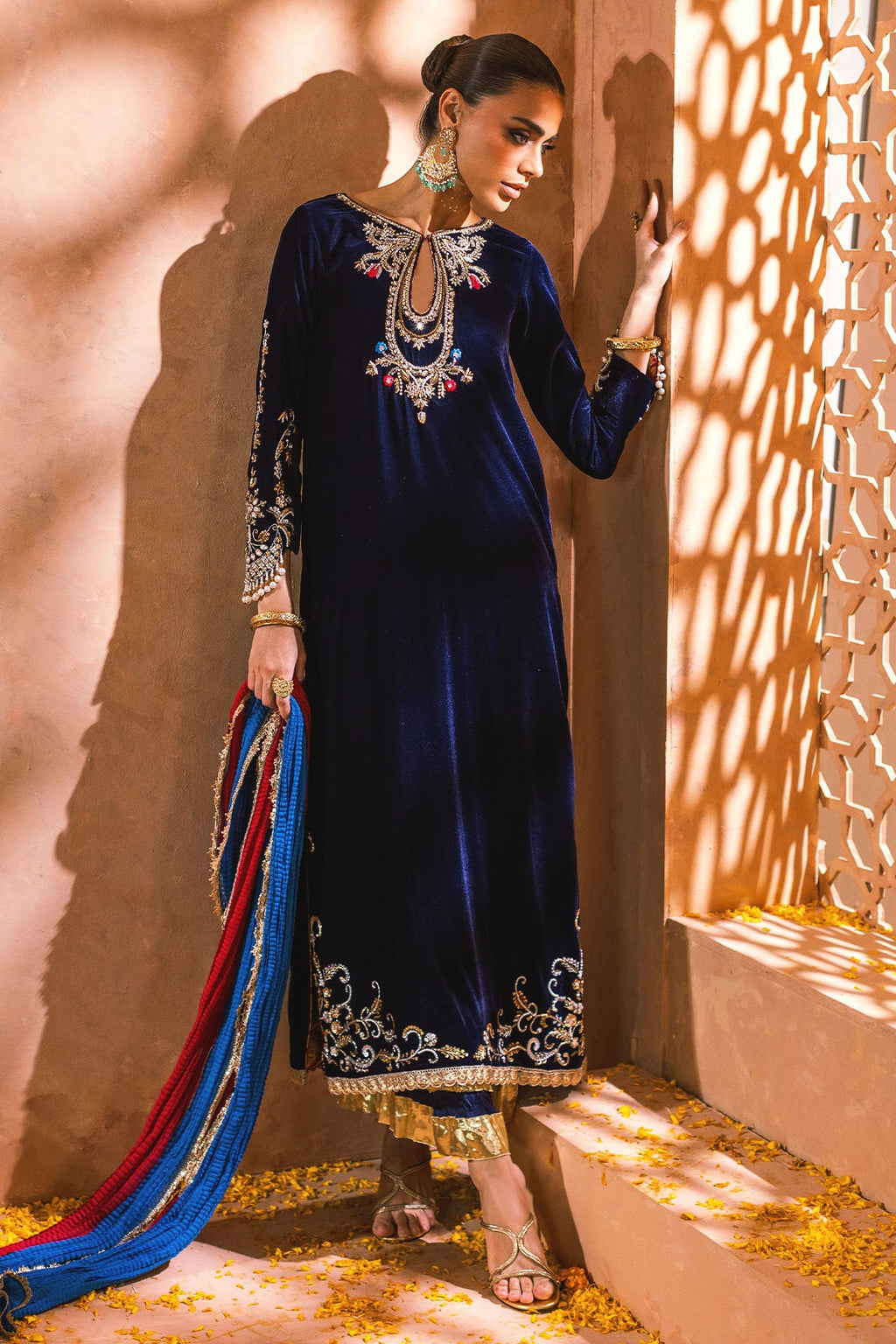Annus Abrar | Mirha Winter Velour | Dinaya (Shirt and Dupatta)