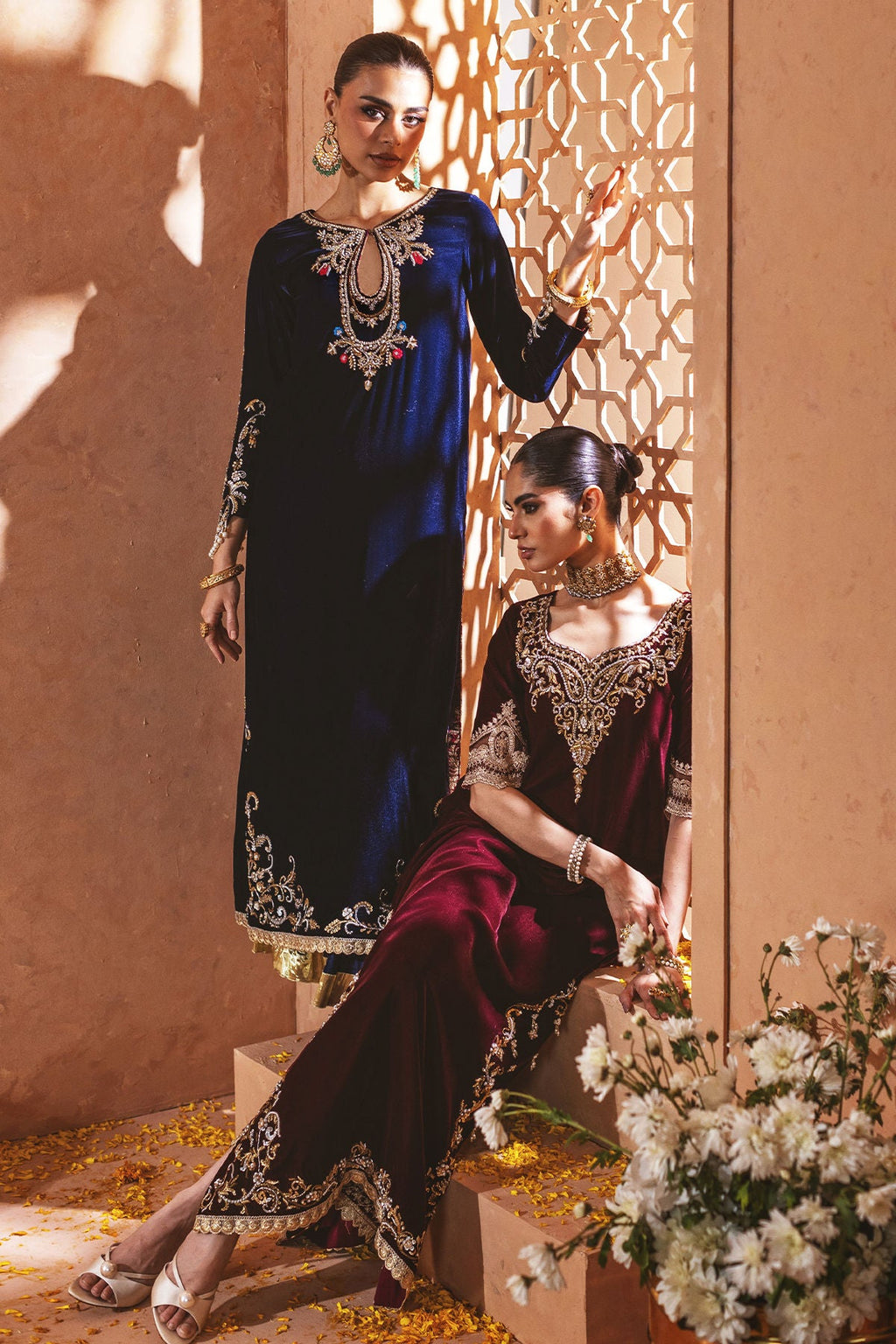 Annus Abrar | Mirha Winter Velour | Dinaya (Shirt and Dupatta)
