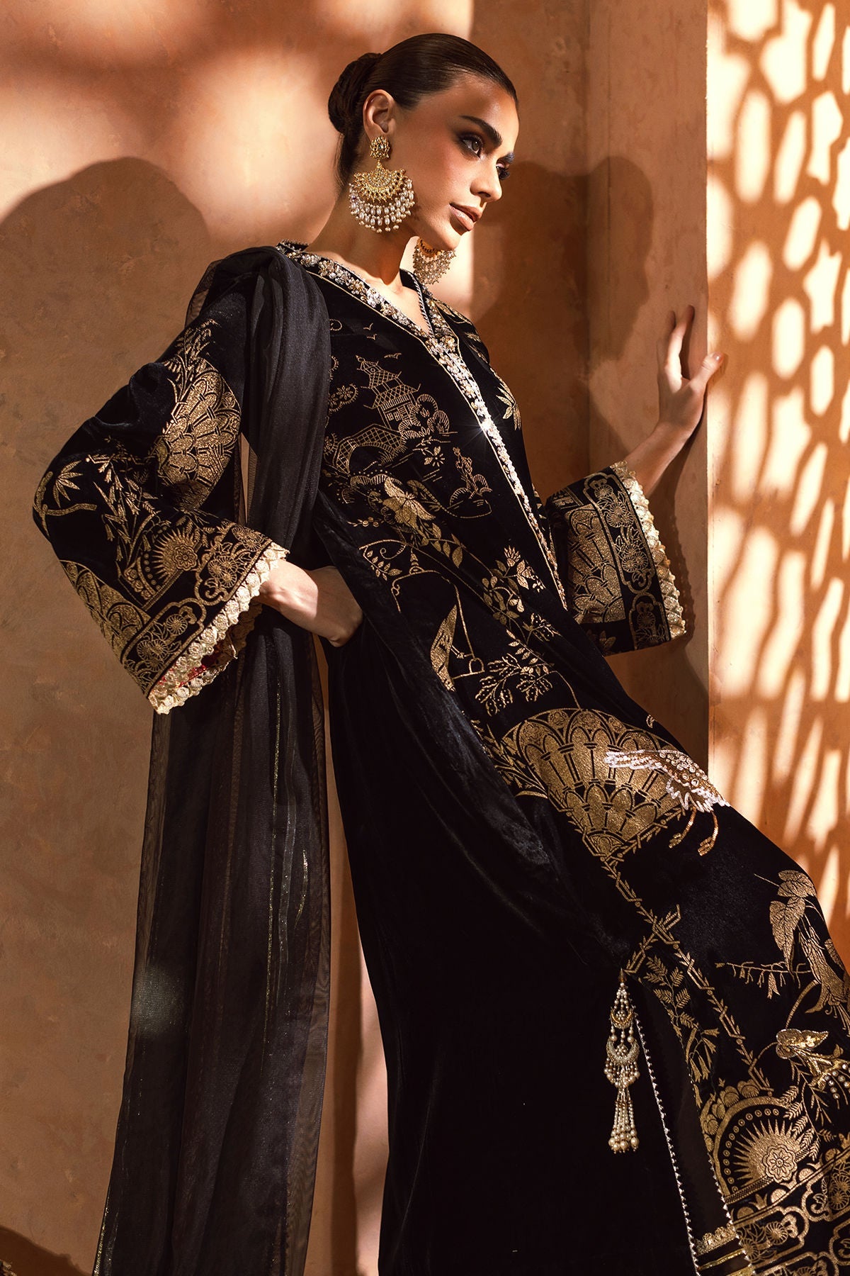 Annus Abrar | Mirha Winter Velour | Bareeza (Shirt, Pants and Dupatta)