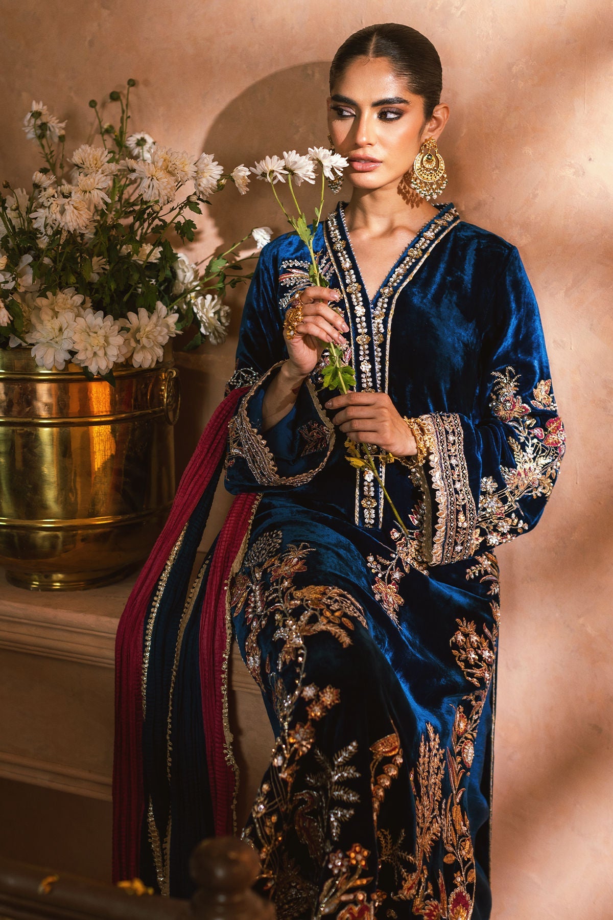 Annus Abrar | Mirha Winter Velour | Rushma (Shirt, Pants and Dupatta)