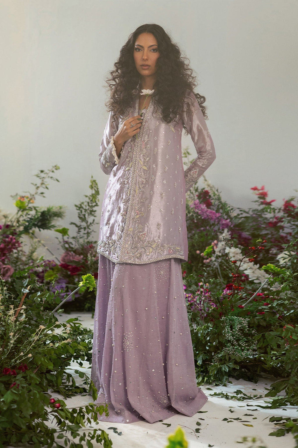 Annus Abrar | Melia Luxe Formals | Farrin