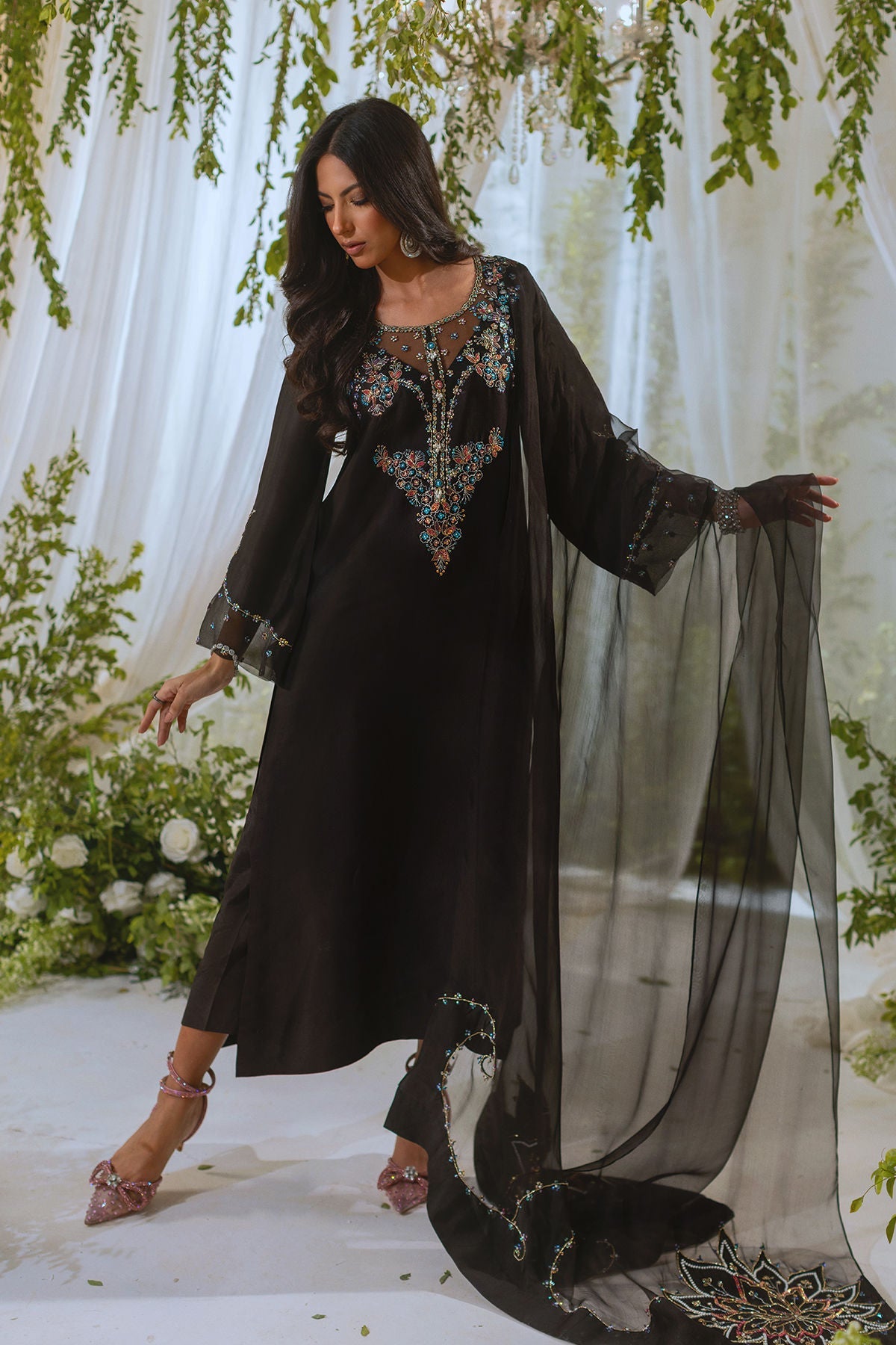 Annus Abrar | Lumi Eid Edit | Neda (Shirt and Pants)