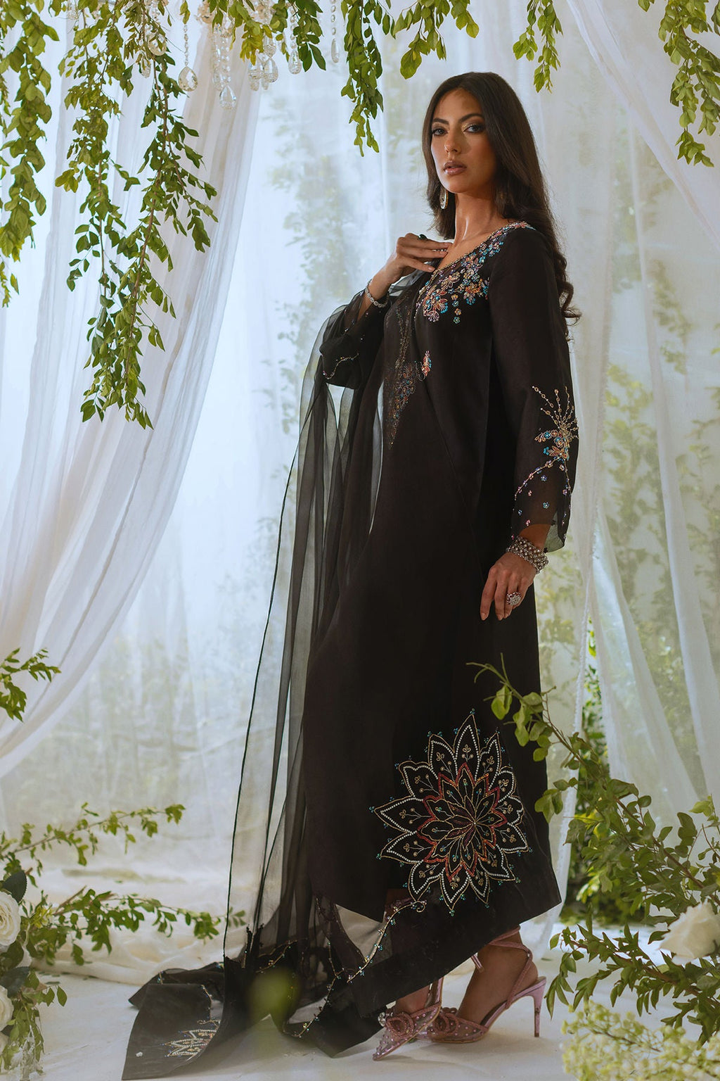 Annus Abrar | Lumi Eid Edit | Neda (Shirt and Pants)
