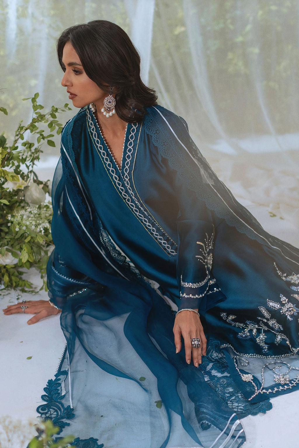 Annus Abrar | Lumi Eid Edit | Huraya (Shirt and Pants)