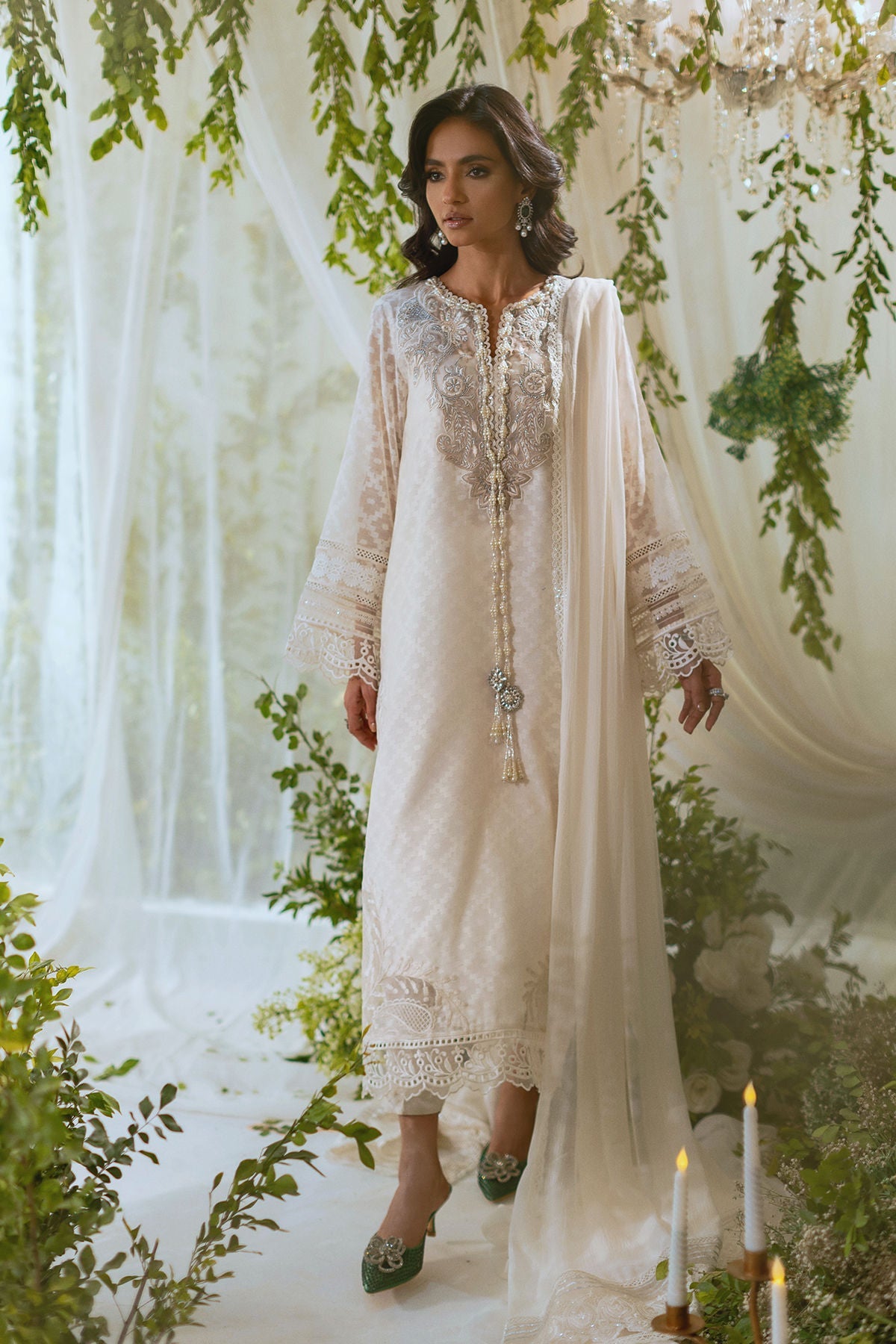 Annus Abrar | Lumi Eid Edit | Aynur (Shirt and Pants)