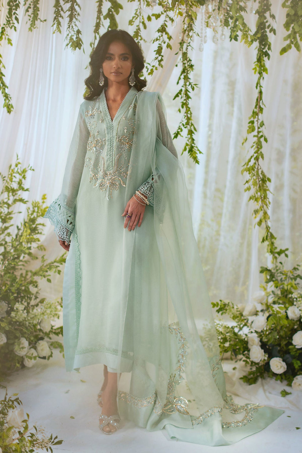Annus Abrar | Lumi Eid Edit| Safa (Shirt and Pants)