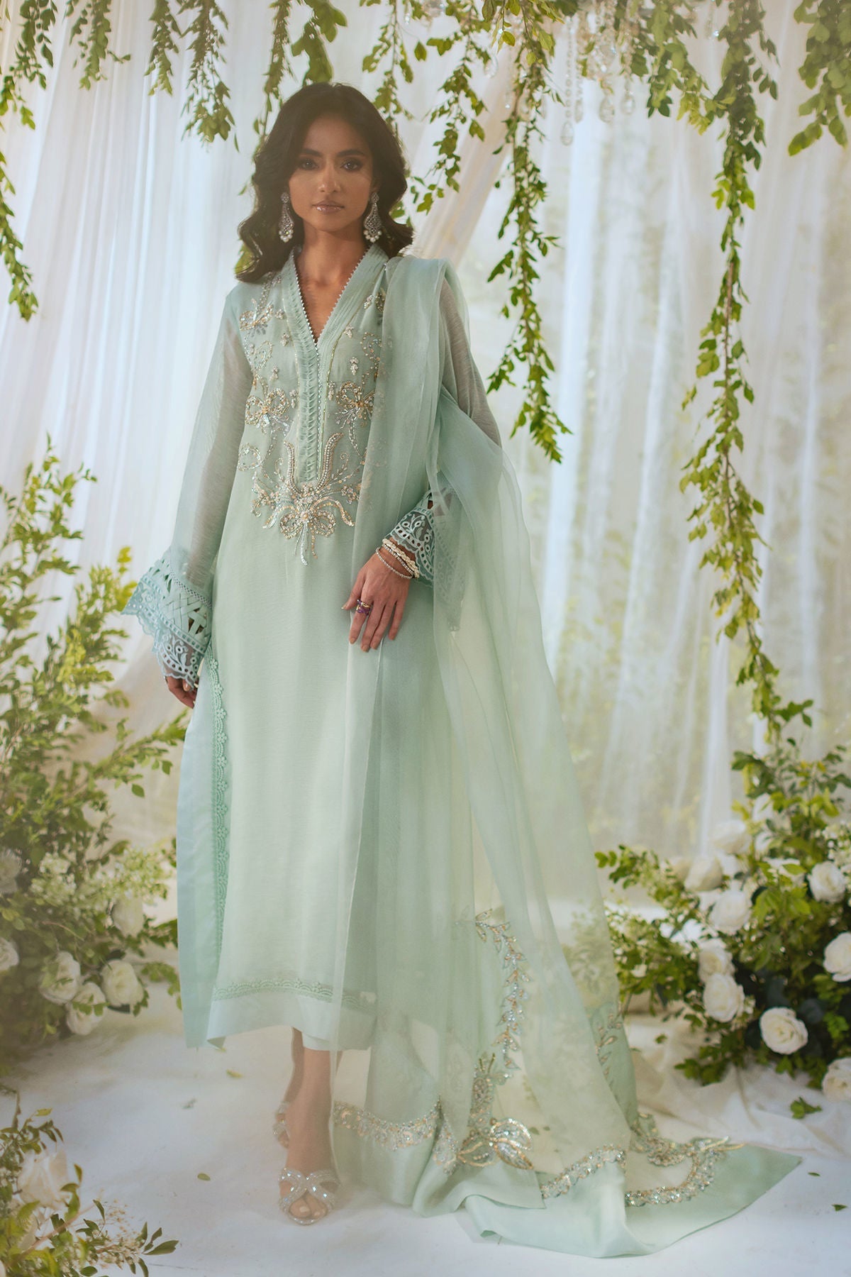 Annus Abrar | Lumi Eid Edit| Safa (Shirt and Pants)
