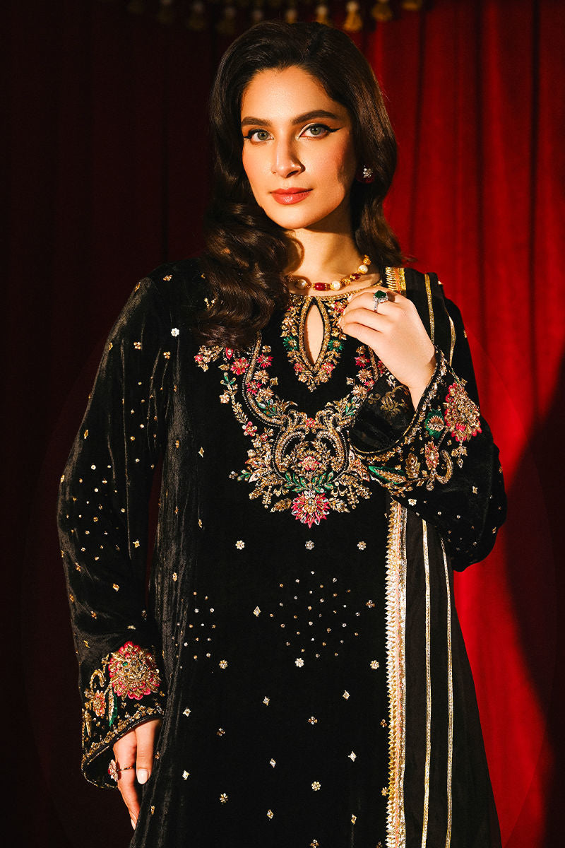 Ansab Jahangir | So Hot Luxury Velvets | Derya