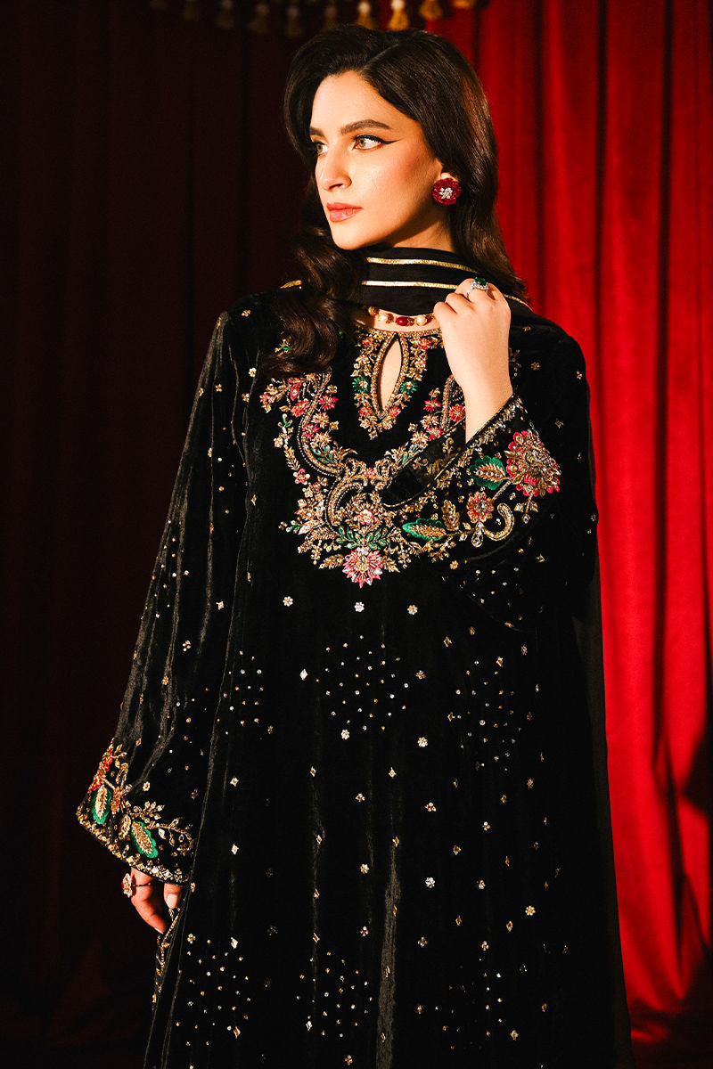 Ansab Jahangir | So Hot Luxury Velvets | Derya