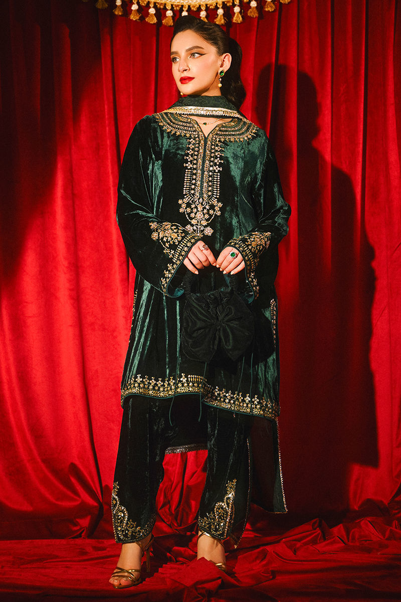 Ansab Jahangir | So Hot Luxury Velvets | Taliah