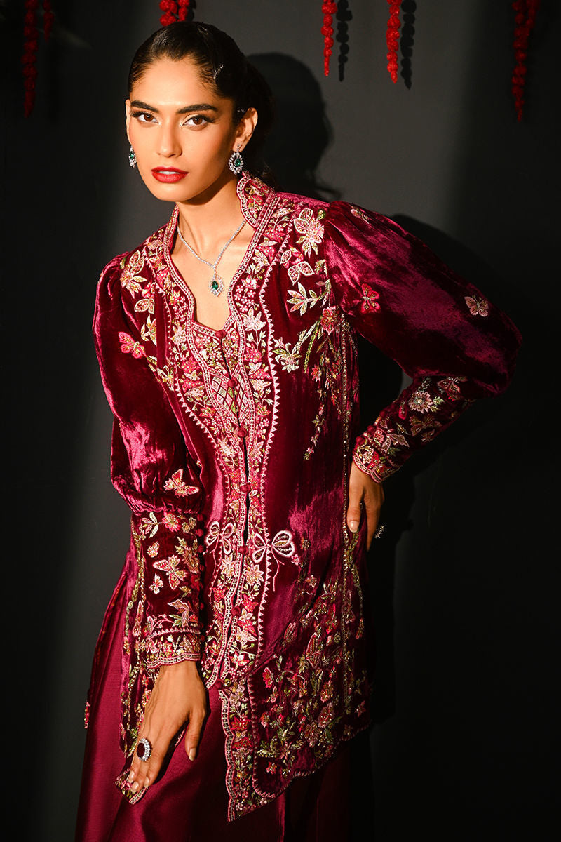 Ansab Jahangir | So Hot Luxury Velvets | Safina