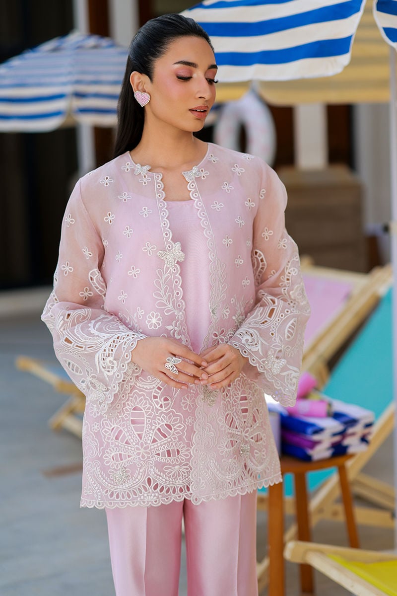 Ansab Jahangir | The Girls Eid Luxury Pret 26 | Gigi