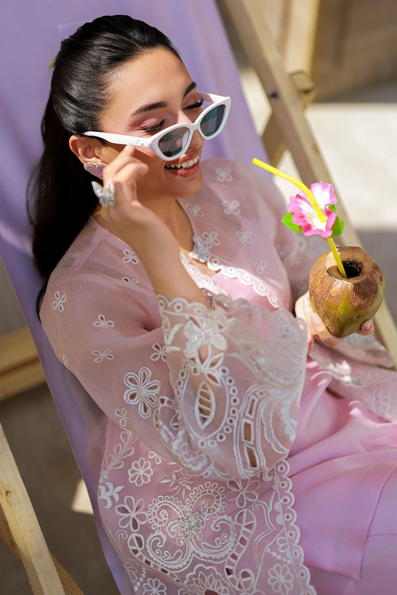 Ansab Jahangir | The Girls Eid Luxury Pret 26 | Gigi
