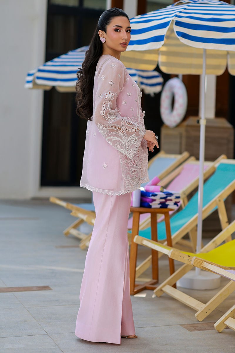 Ansab Jahangir | The Girls Eid Luxury Pret 26 | Gigi