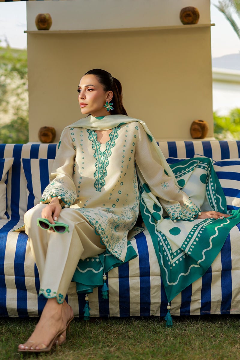 Ansab Jahangir | The Girls Eid Luxury Pret 26 | Ivoria