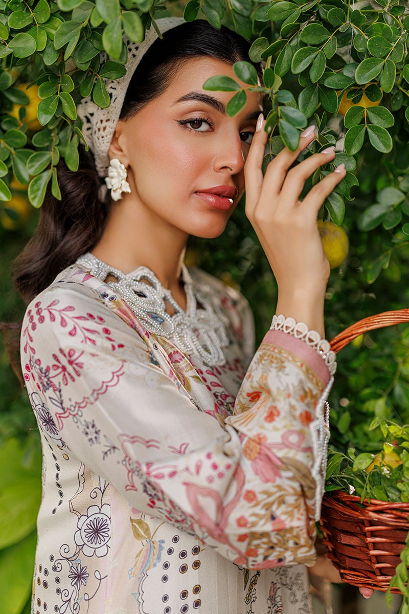 Ansab Jahangir | A Silk Afternoon Luxury Eid Silks 26 | Petaline