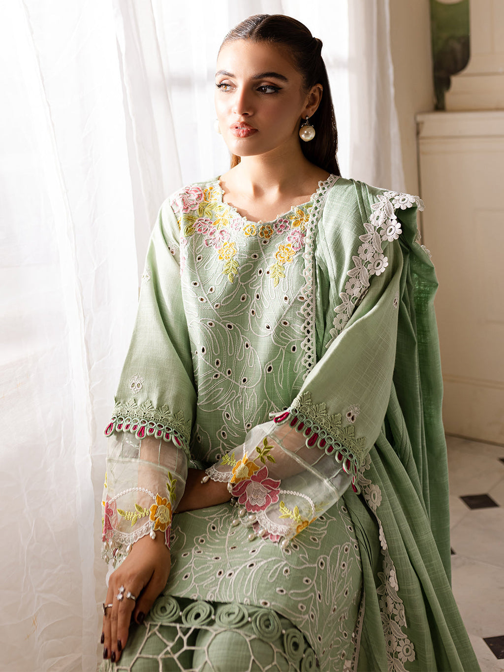 Parishay | Mira Winter | MW-02 | 3 PC Khaddar - Riwayat-e-Khas