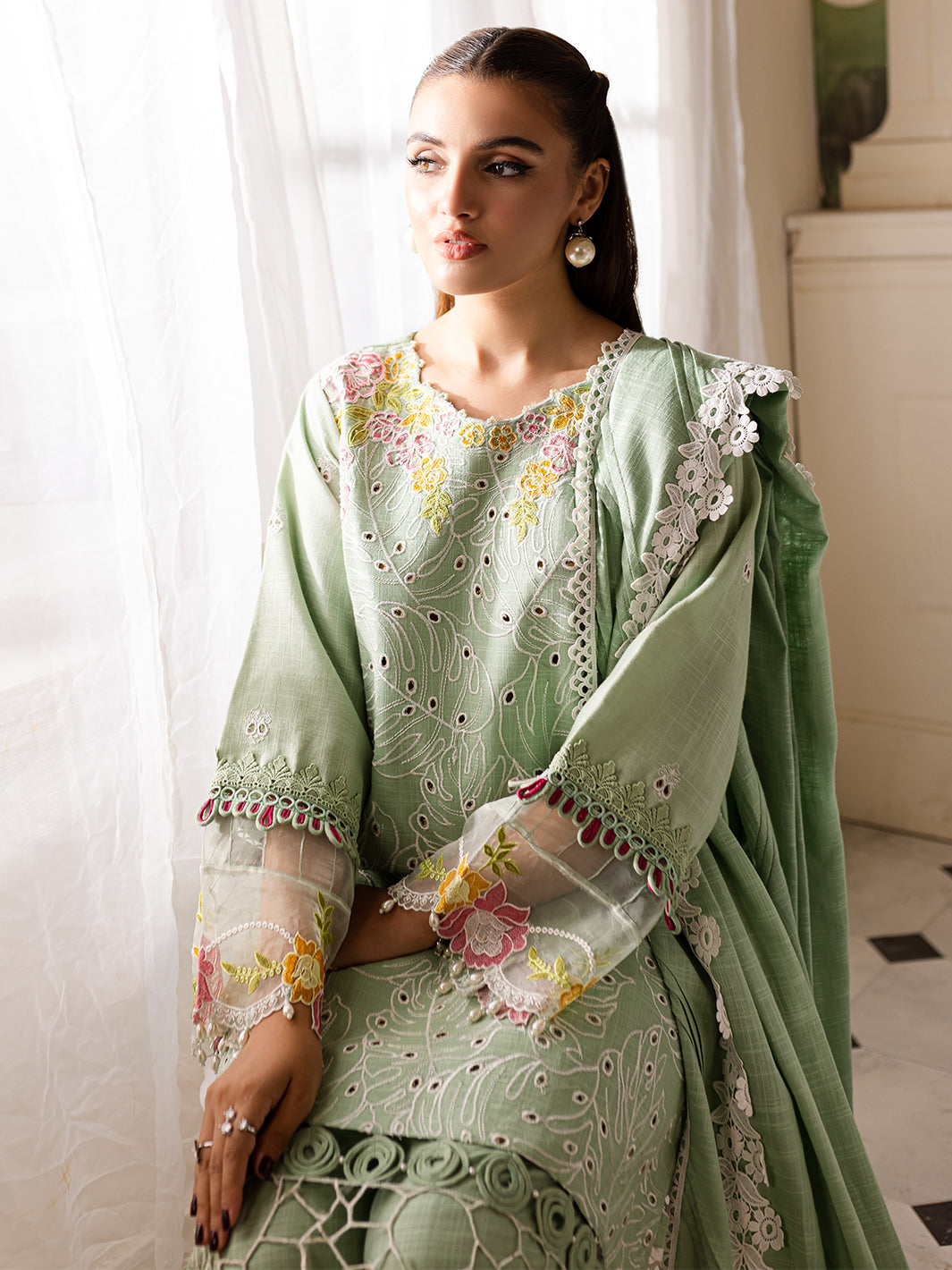 Parishay | Mira Winter | MW-02 | 3 PC Khaddar - Riwayat-e-Khas