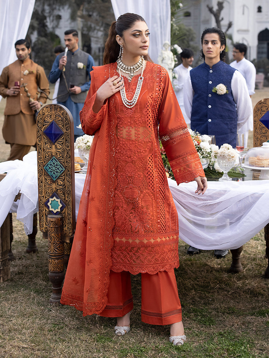 Mahnur | Mahrukh Luxury Lawn 24 | IRIS - Riwayat-e-Khas