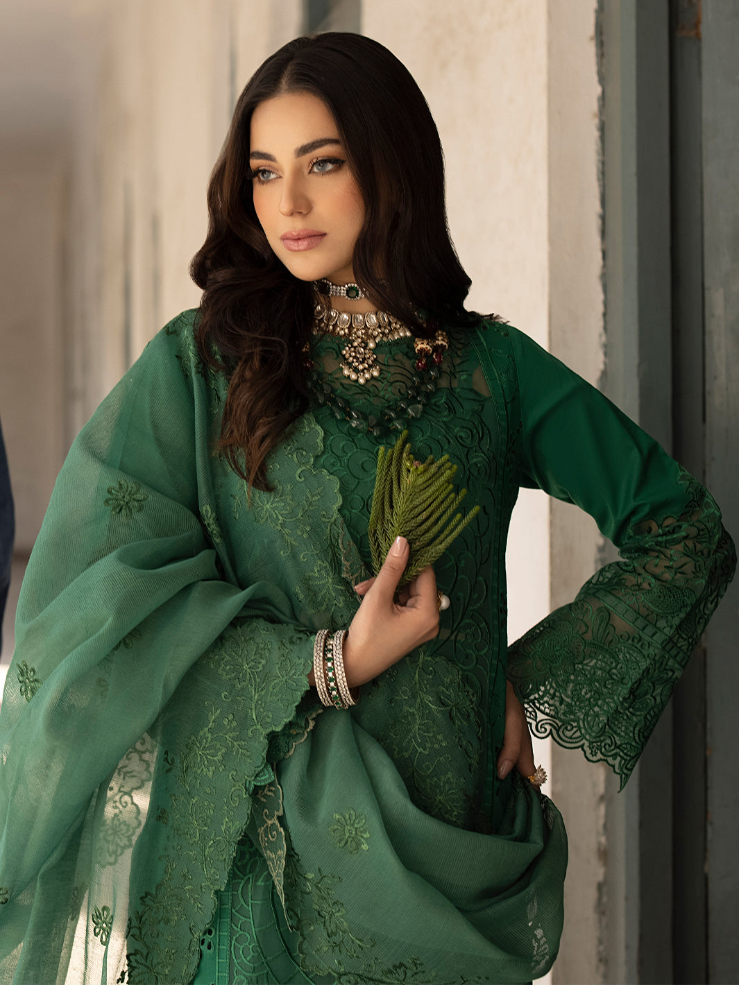 Mahnur | Mahrukh Luxury Lawn 24 | EMERALD - Riwayat-e-Khas