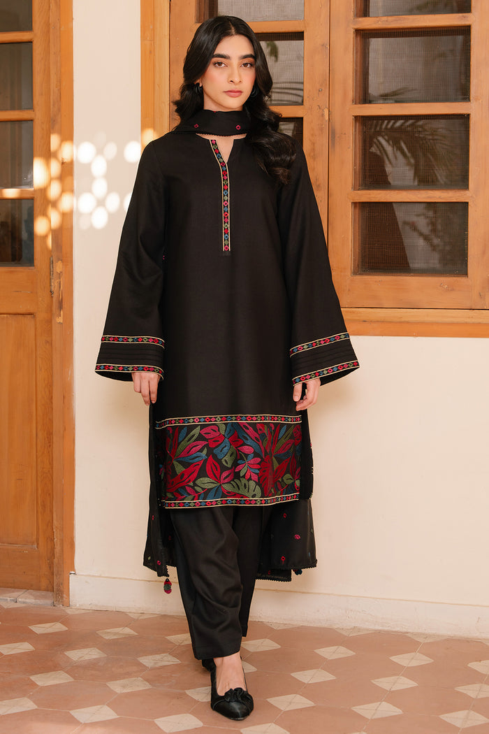 Jazmin | Winter Edition 24 | UW-0132