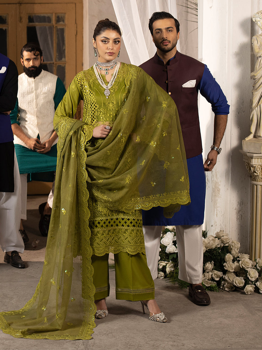 Mahnur | Mahrukh Luxury Lawn 24 | MALVA - Riwayat-e-Khas