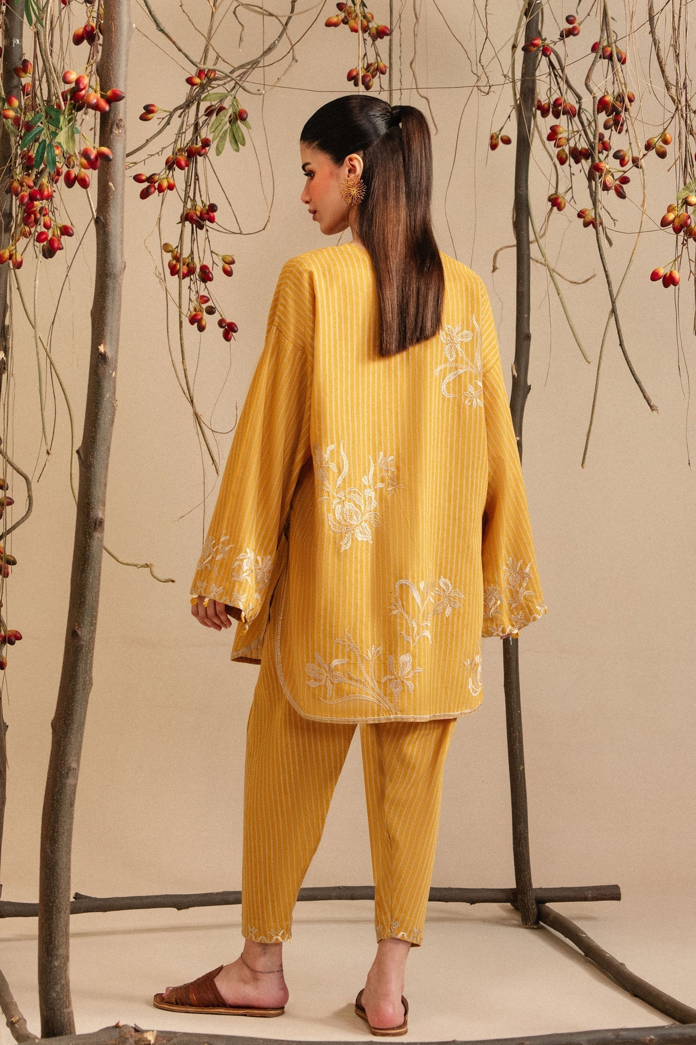Elan | Winter Basics 25 | SOHEA (ERW-21570)