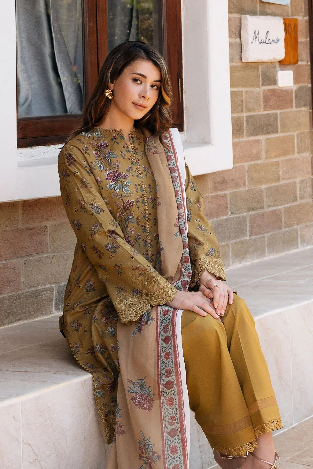 Afrozeh | Damask The Holiday Edit '25 | Lorien B