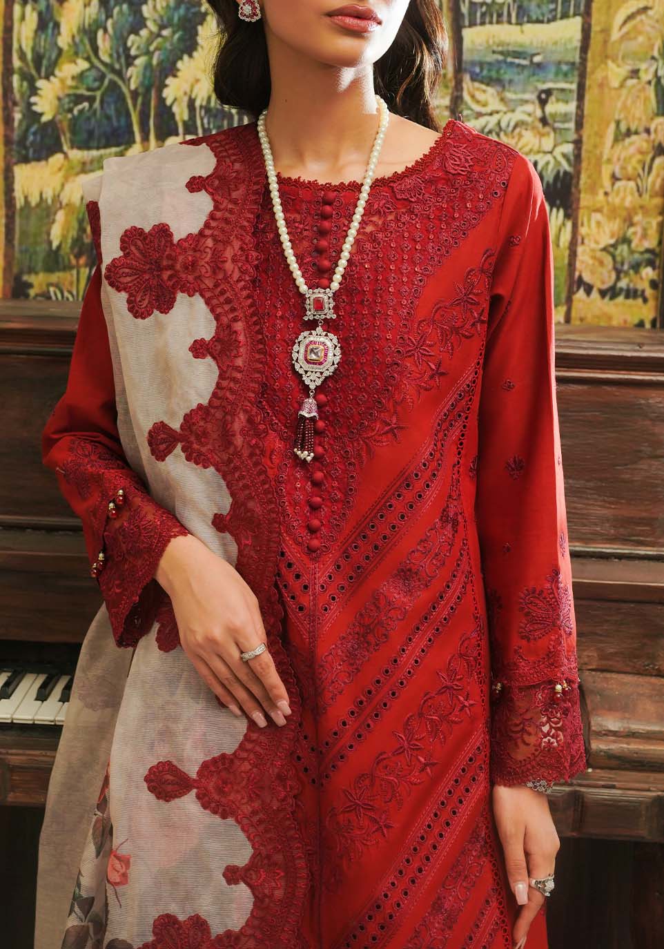 Zarqash | Tresor Luxury Lawn 24 | ZQT 007 ROSALINE - Riwayat-e-khas