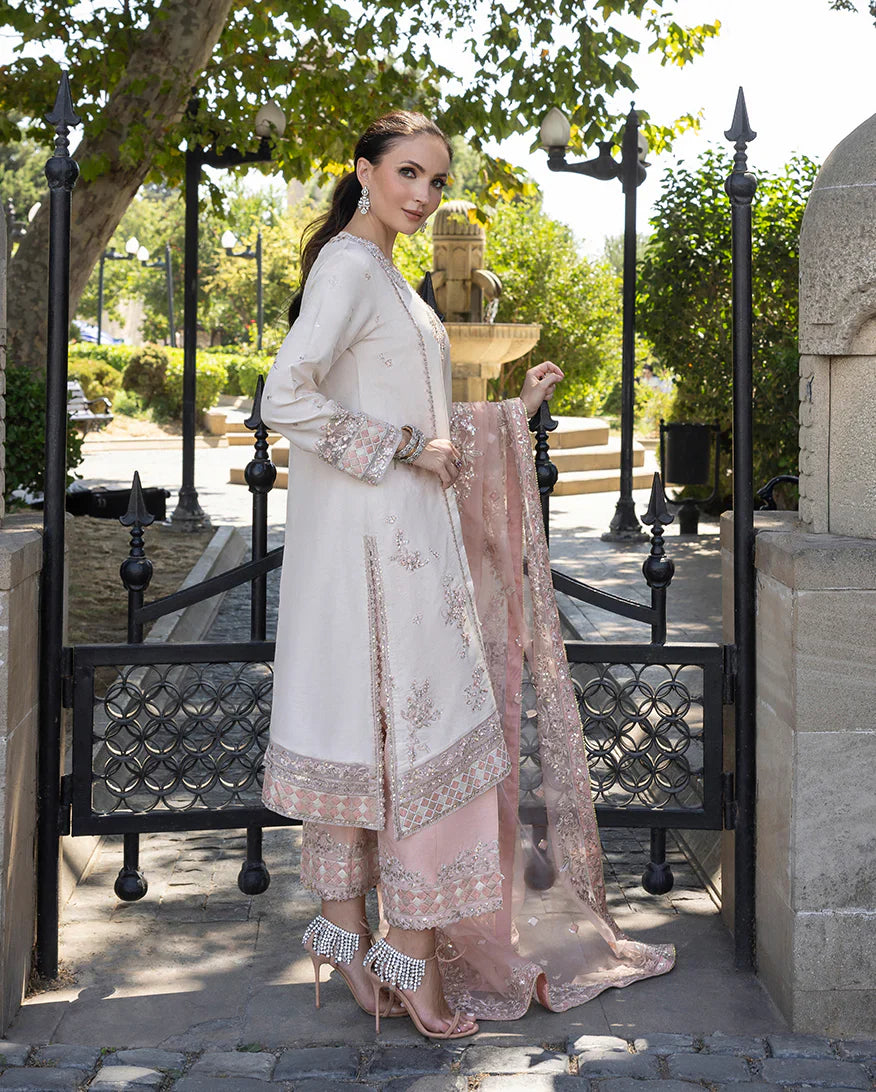 Mushq | Celestine The Silk Saga'25 | Astrid Bloom