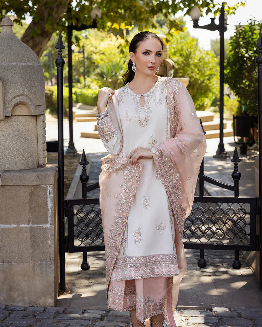 Mushq | Celestine The Silk Saga'25 | Astrid Bloom