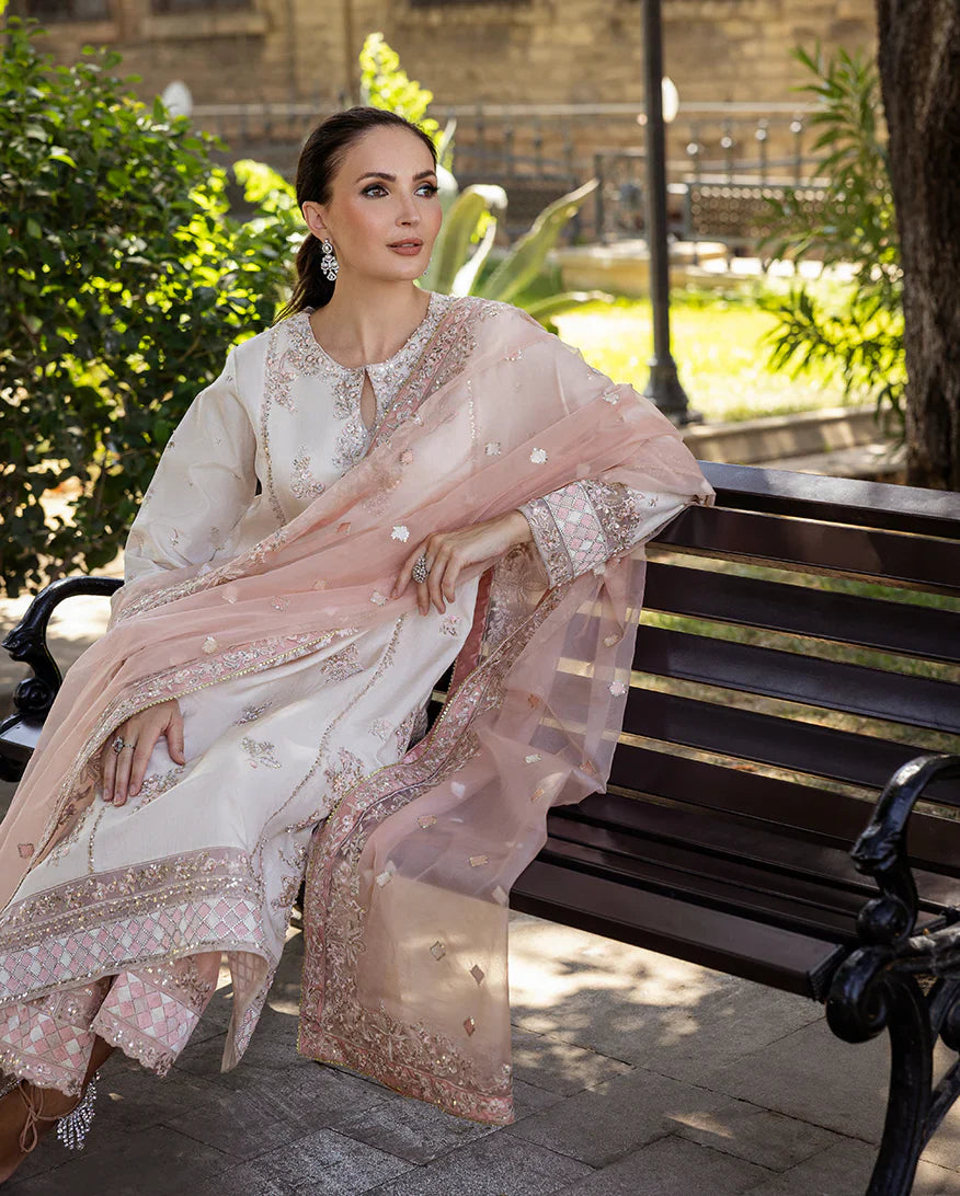 Mushq | Celestine The Silk Saga'25 | Astrid Bloom