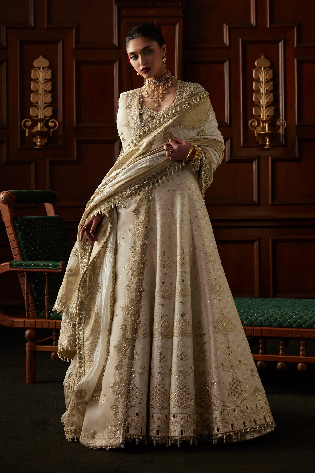 Raeesa Premium Saad Bin Shahzad | EL VENETO Luxury Formals | OVIA