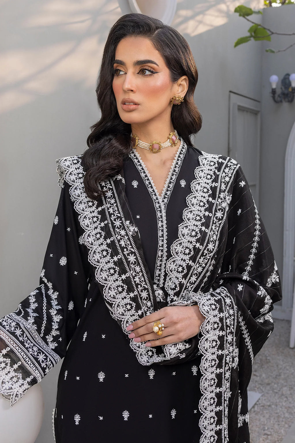 LSM | Embroidered Collection | 01 - Riwayat-e-Khas