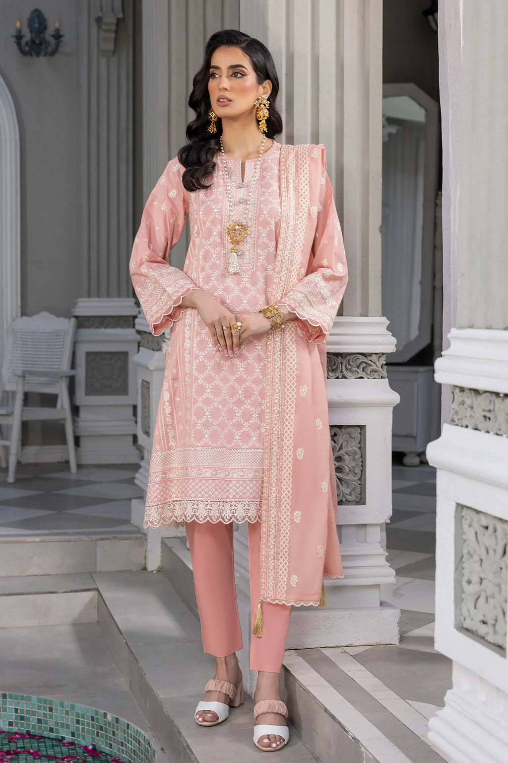 LSM | Embroidered Collection | 07 - Riwayat-e-Khas