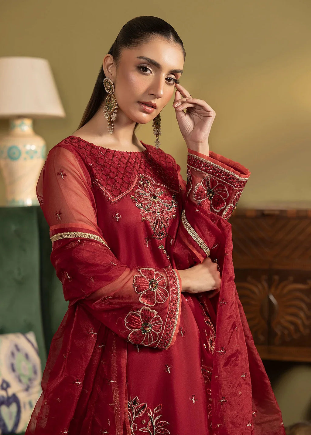Shurooq | Geet Collection | Mahia