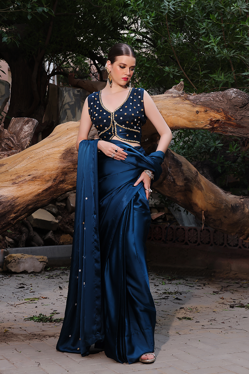 Mona Imran | Dilzaib Formals | Kashmala - Riwayat-e-Khas